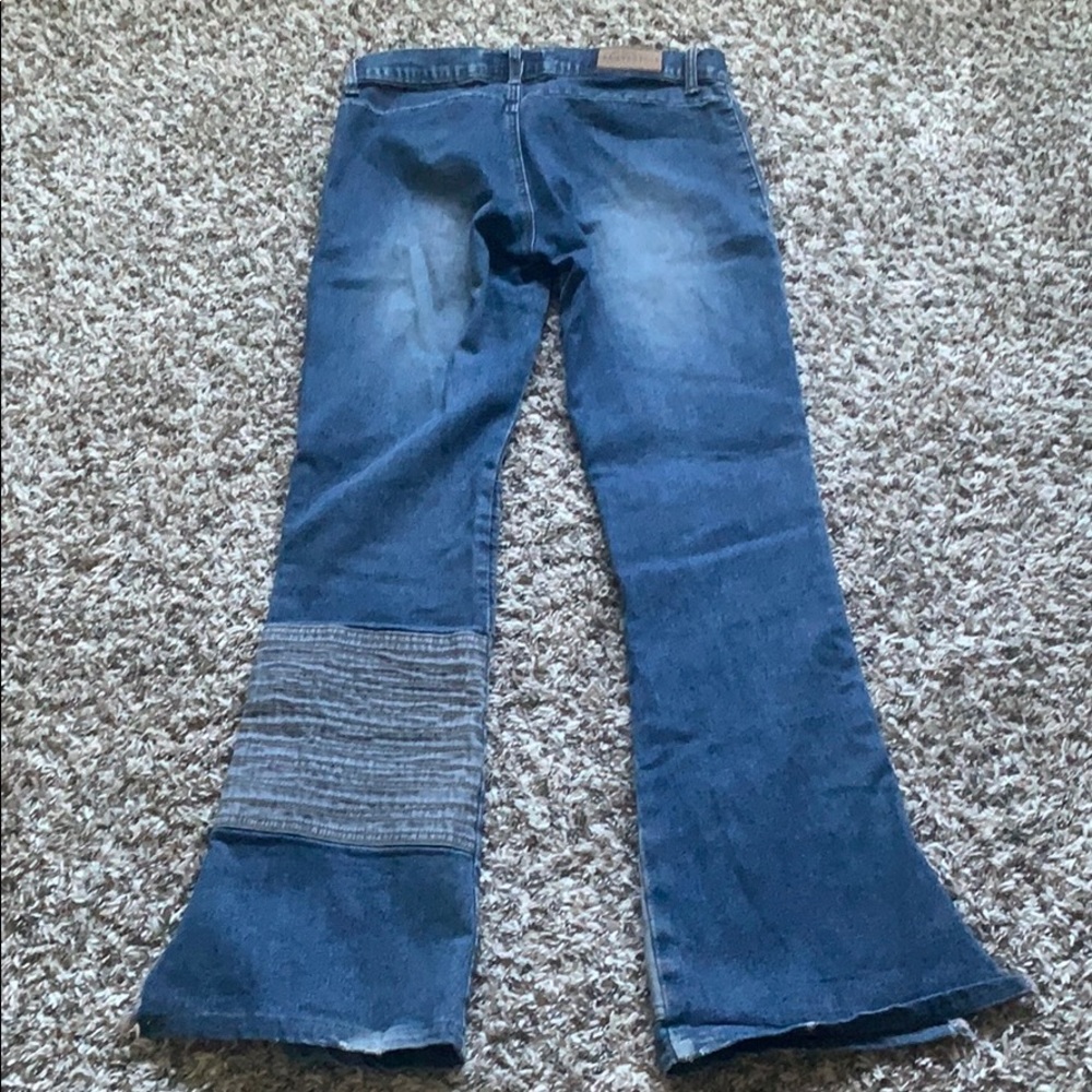 Jean - Picture 4 of 4